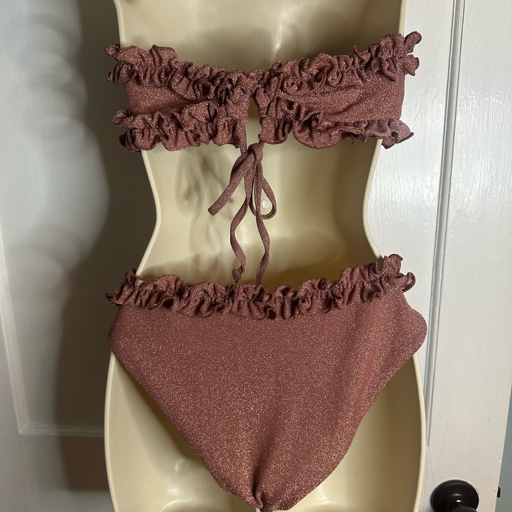 SHEIN Ruffled Rose Bikini Set - Picture 2 of 3